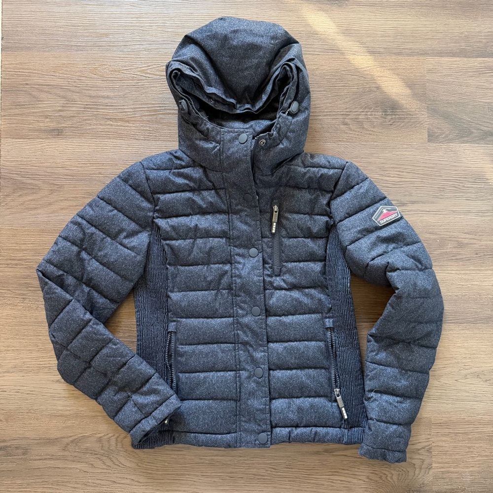 Superdry Mountain Goods Kids Medium Charcoal Grey Hooded Puffer Jacket Quilted